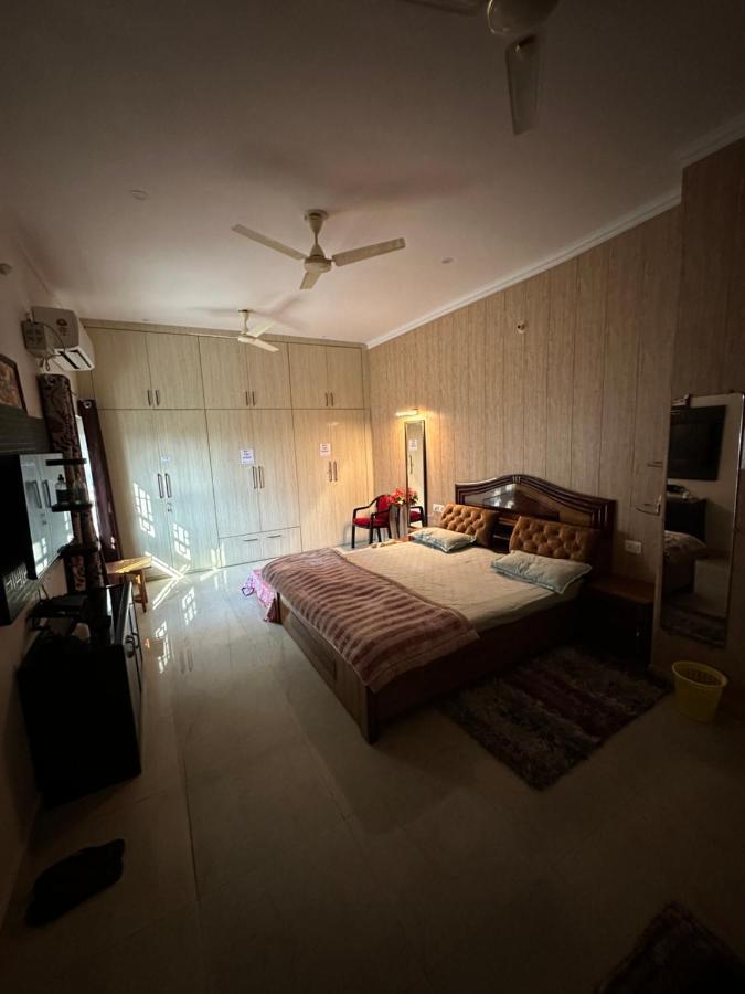 Kaashi Flora Villa Варанаси Екстериор снимка