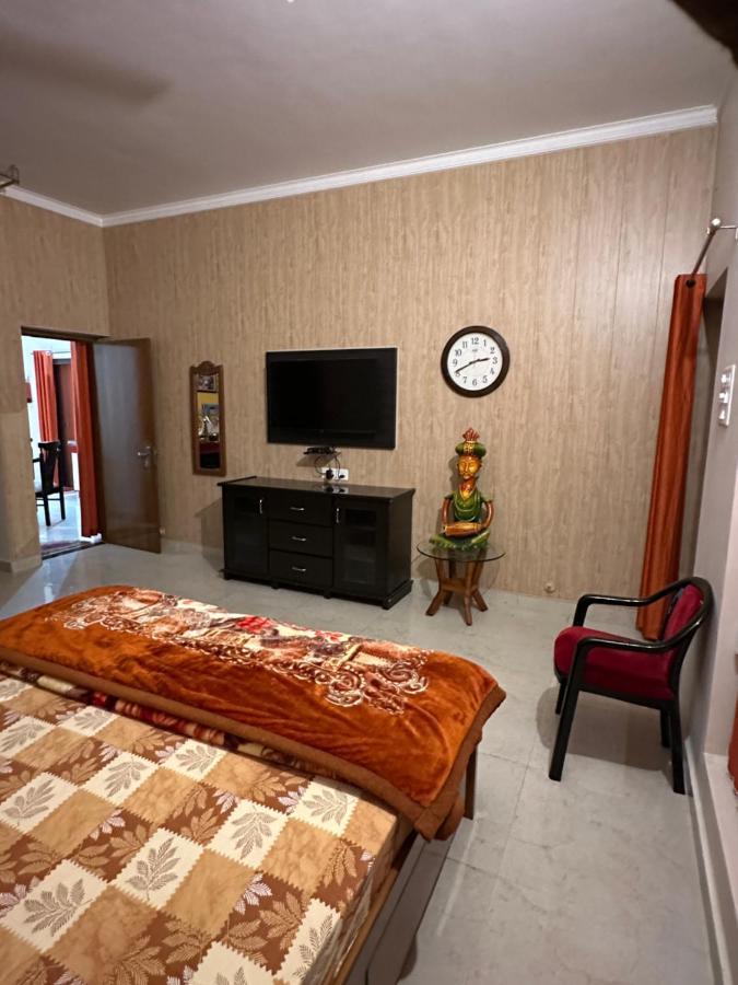 Kaashi Flora Villa Варанаси Екстериор снимка