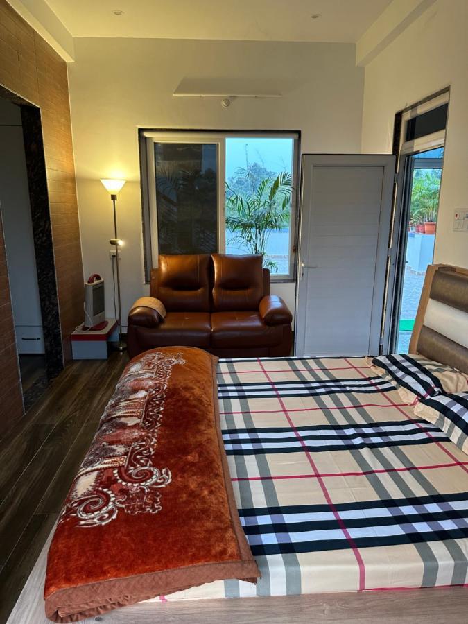 Kaashi Flora Villa Варанаси Екстериор снимка